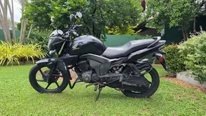 Honda CB Trigger 2014