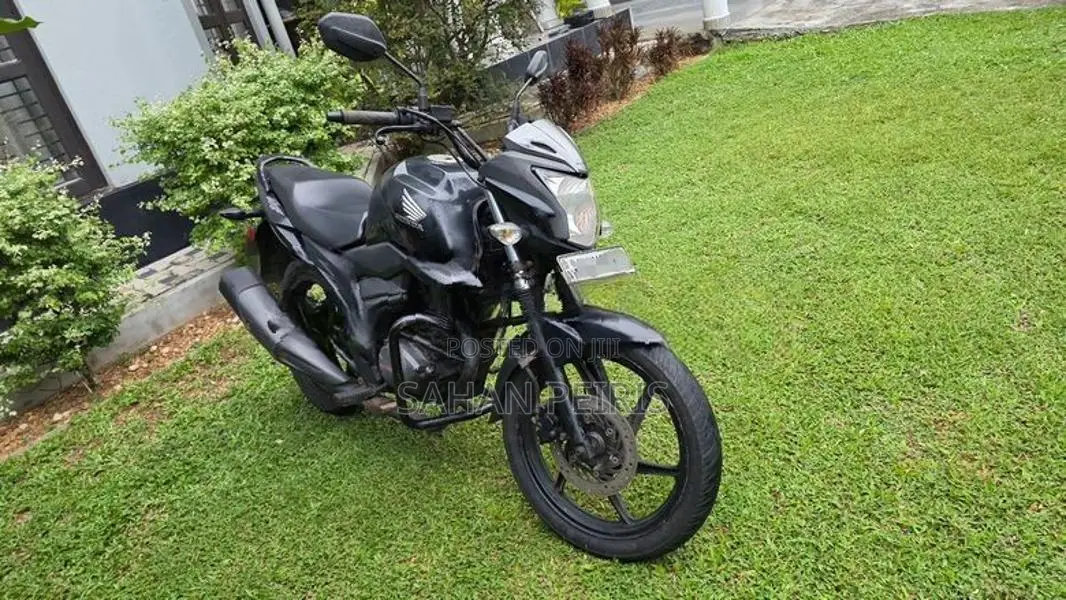 Honda CB Trigger 2014