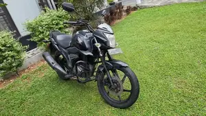 Honda CB Trigger 2014