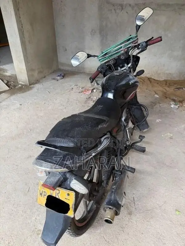 Bajaj Discover 2010