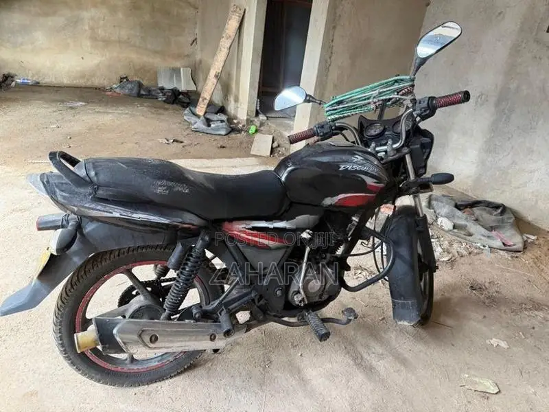 Bajaj Discover 2010