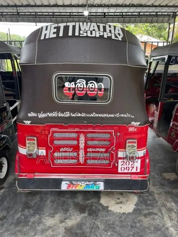 Bajaj RE 1998