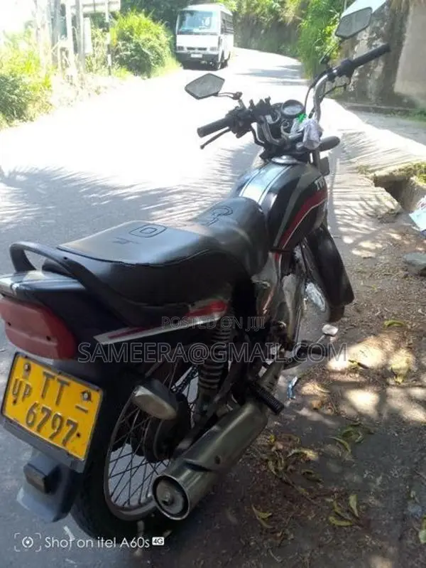 TVS Victor 2010