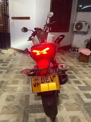 Honda CB Hornet 160R 2017