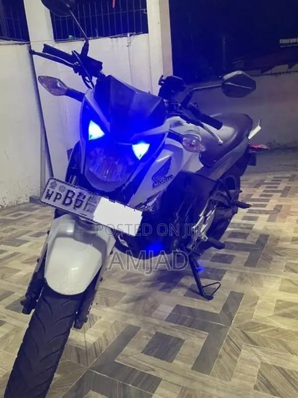 Honda CB Hornet 160R 2017