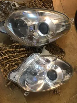 Toyota Passo Headlight