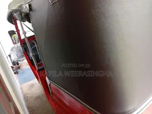 Bajaj RE 2015