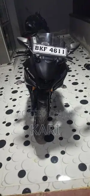 Yamaha R15 2025