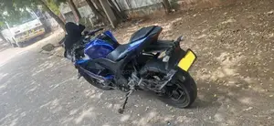 Yamaha R15 2019