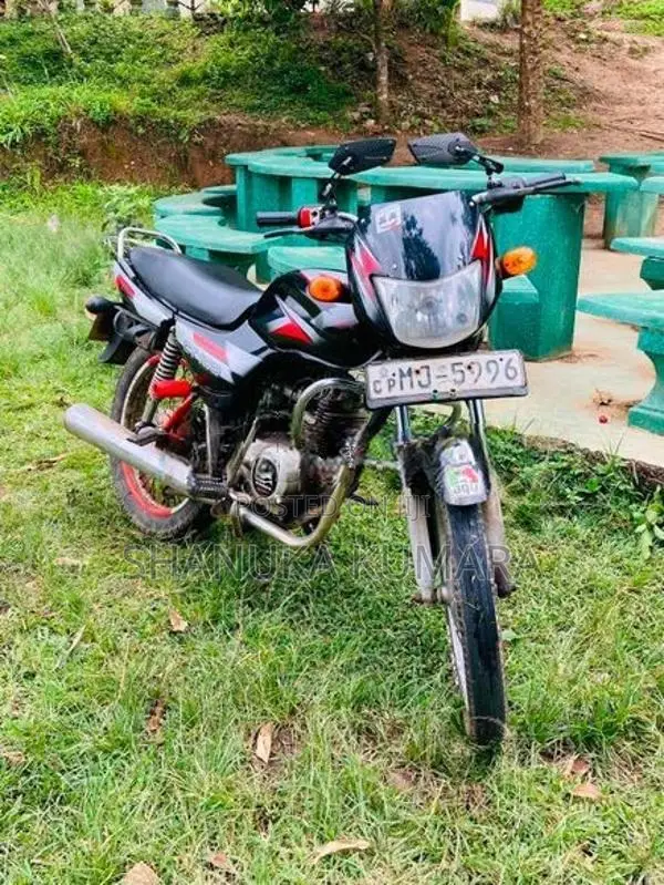 Bajaj CT100 2005