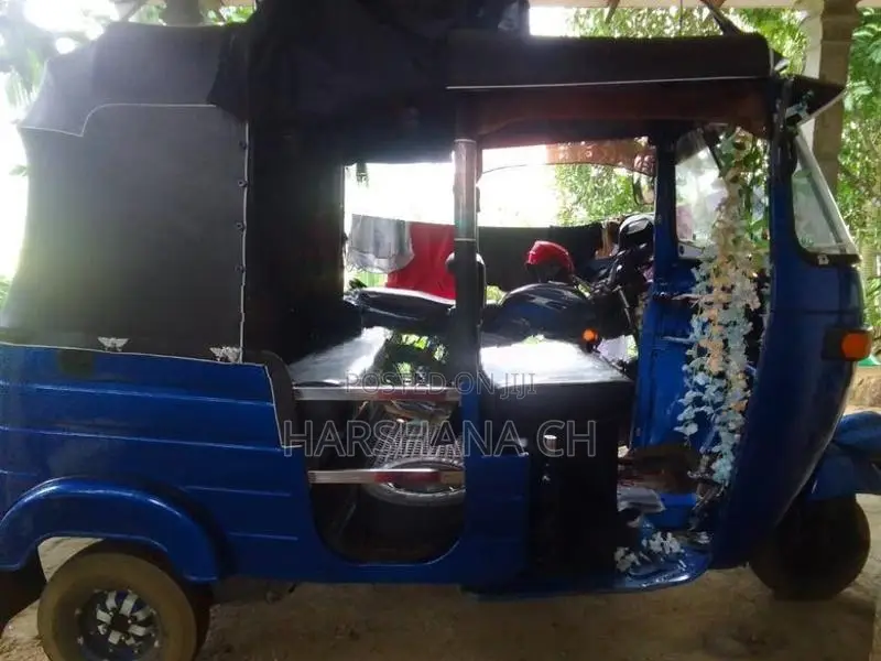Bajaj RE 2008