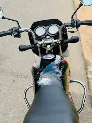 Bajaj CT100 2014