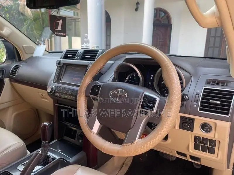 Toyota Land Cruiser Prado TX 2015