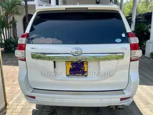 Toyota Land Cruiser Prado TX 2015