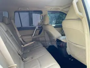 Toyota Land Cruiser Prado TX 2015