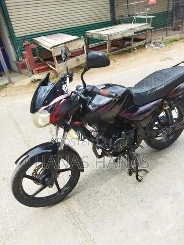 Bajaj Discover 150 2011