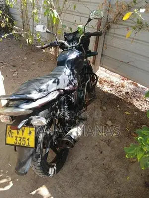 Bajaj Discover 150 2011