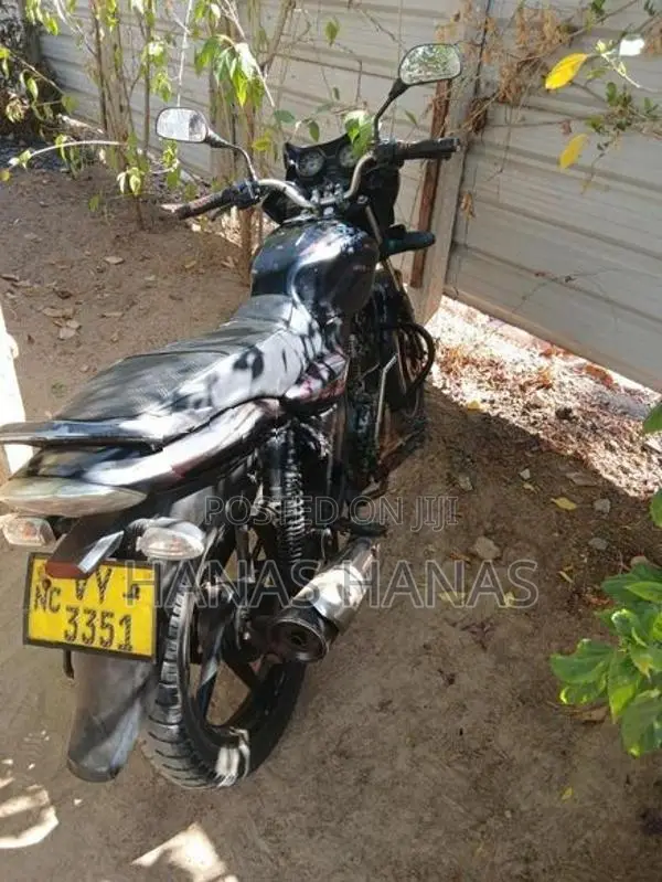 Bajaj Discover 150 2011
