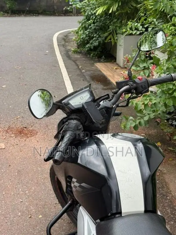 TVS Apache RTR 160 4V 2018