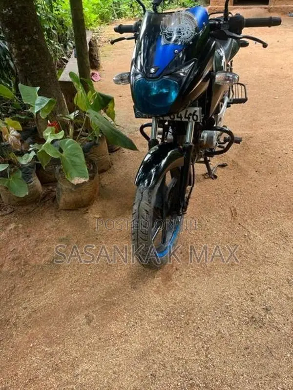 Bajaj Pulsar 150 2017