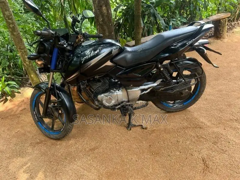 Bajaj Pulsar 150 2017