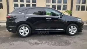 Toyota Harrier 2017