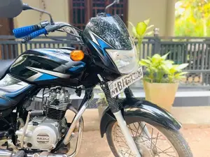 Bajaj CT100 2015