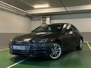 Audi A4 2.0L 40TFSI 2016