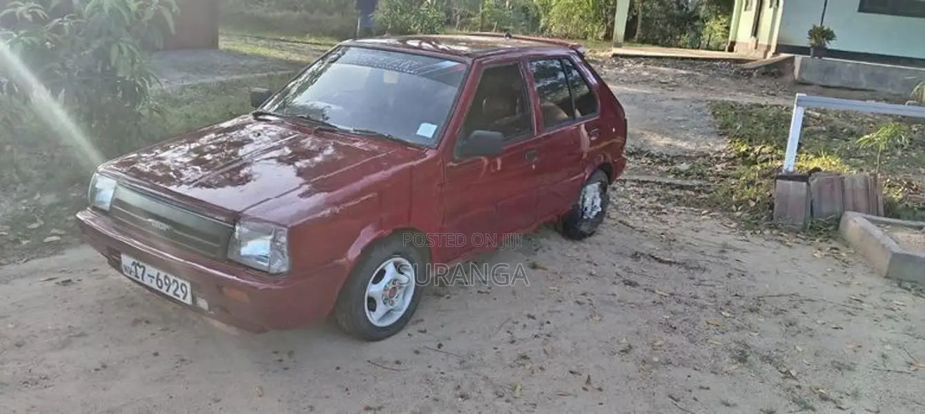 Nissan March 1990