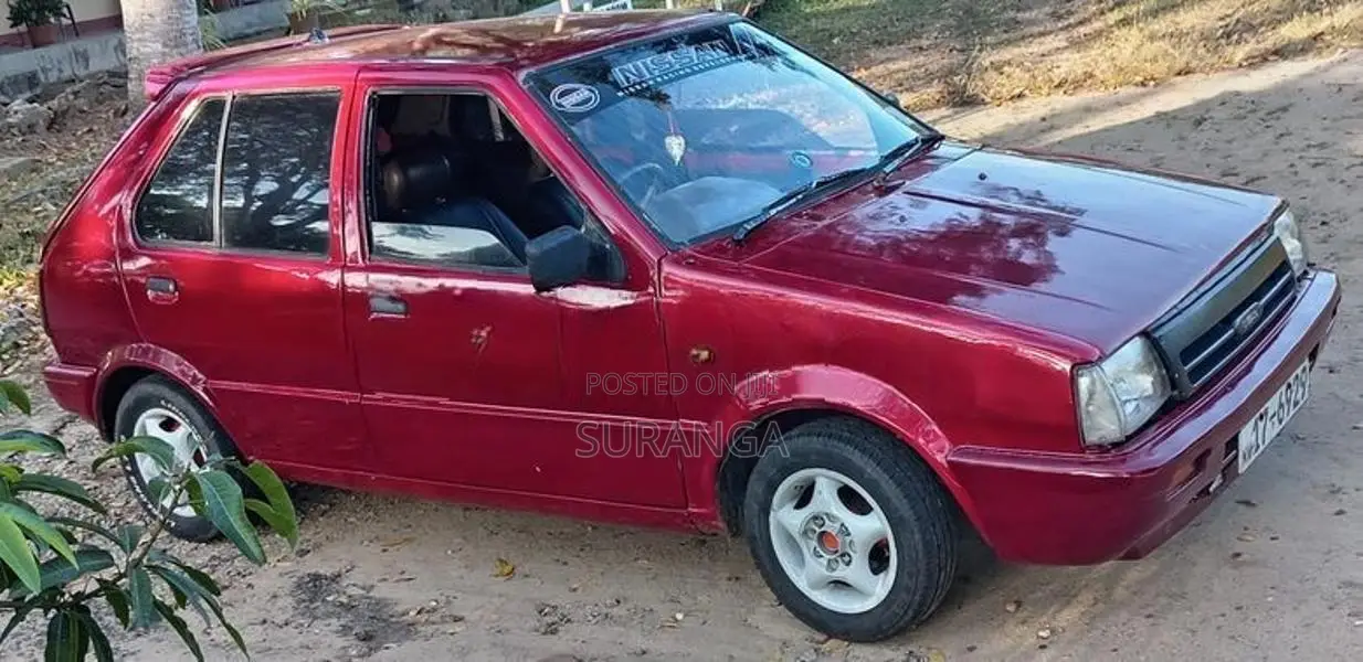Nissan March 1990