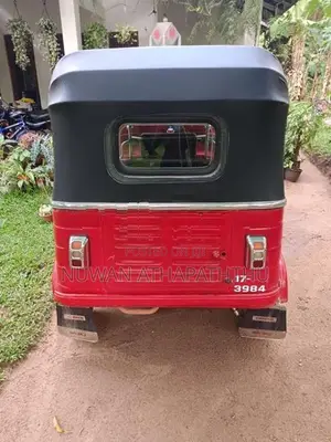 Bajaj RE 1990
