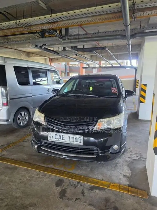 Toyota Axio 2013