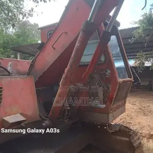 Hitachi UH 04