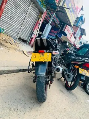 Bajaj Pulsar 200 2007