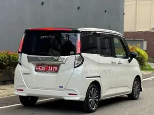 Toyota Roomy Custom GT Turbo 2026