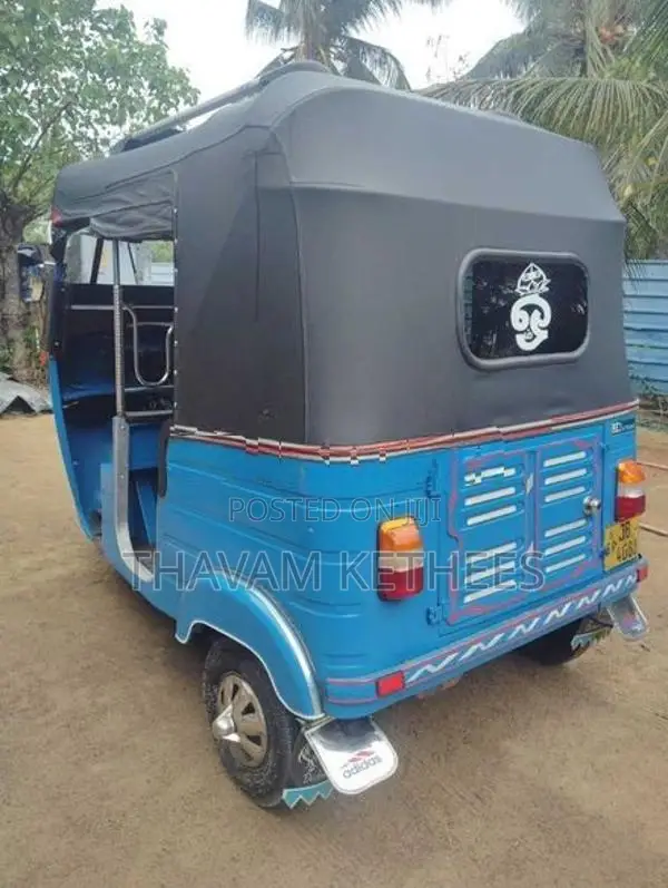 Bajaj RE 2005