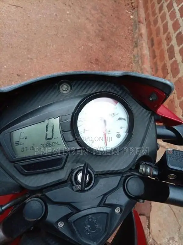 TVS Apache 2014