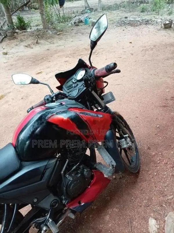 TVS Apache 2014