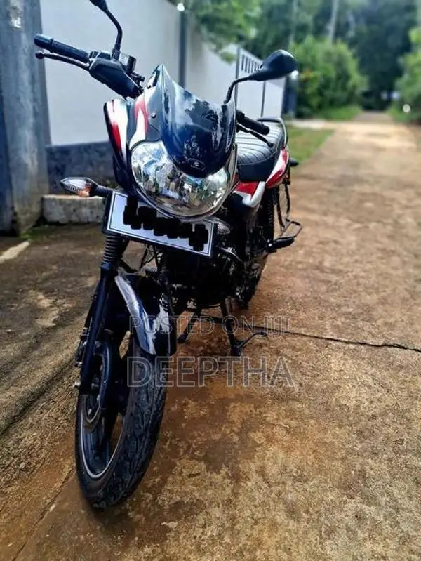 Bajaj Discover 125 2025
