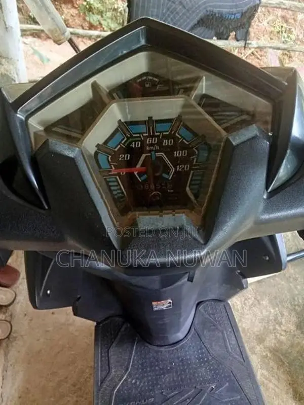 Yamaha RayZR 2019