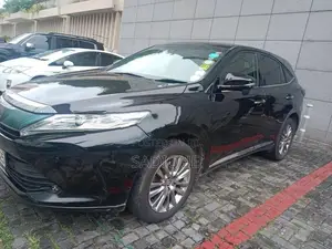 Toyota Harrier 2017
