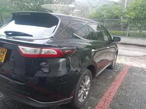 Toyota Harrier 2017
