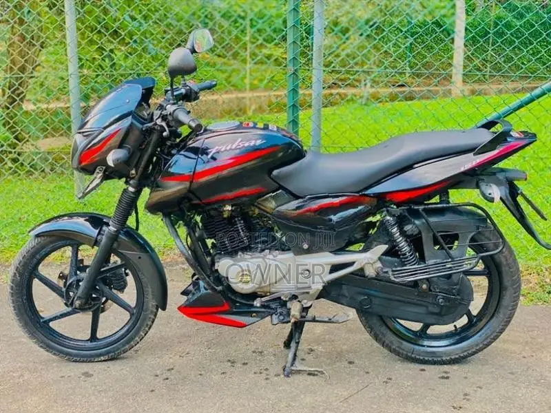 Bajaj Pulsar 150 2015