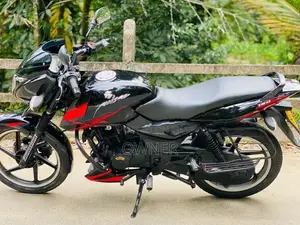 Bajaj Pulsar 150 2015