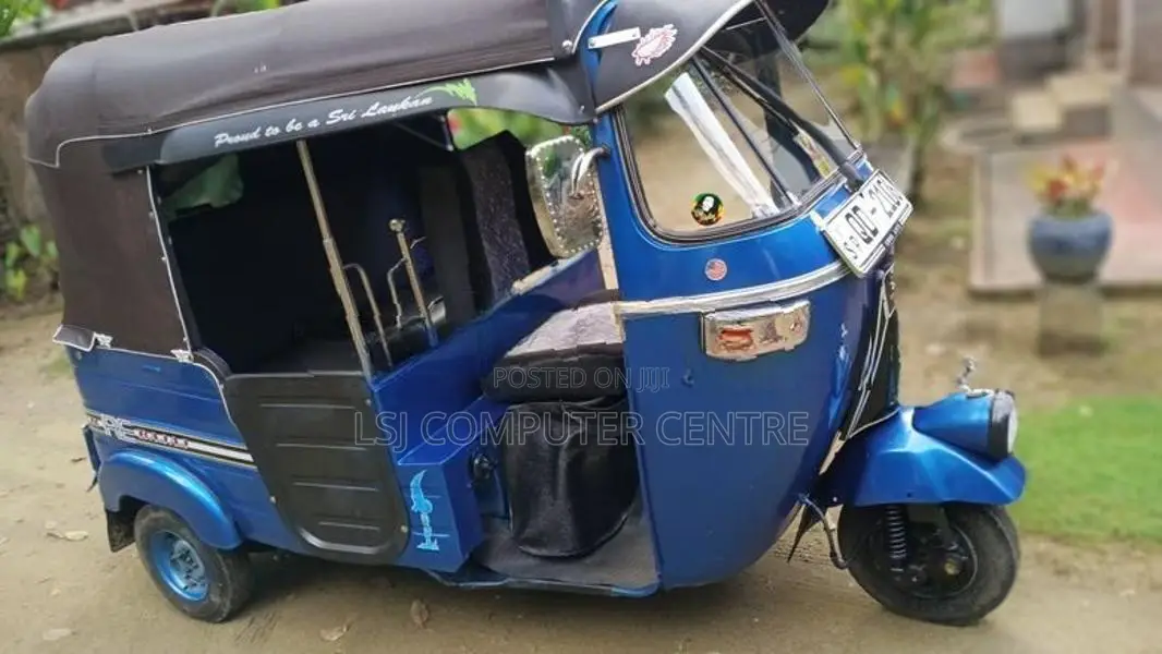 Bajaj RE Three Wheeler 2005
