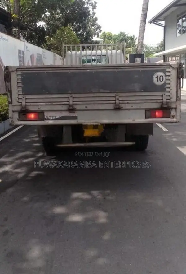 Hino WU720 R-HKFRL3 2015
