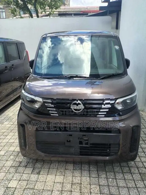 Nissan Roox 2024