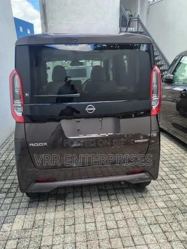 Nissan Roox 2024