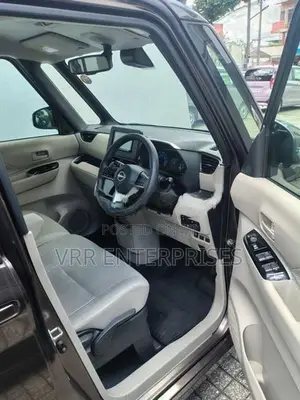 Nissan Roox 2024