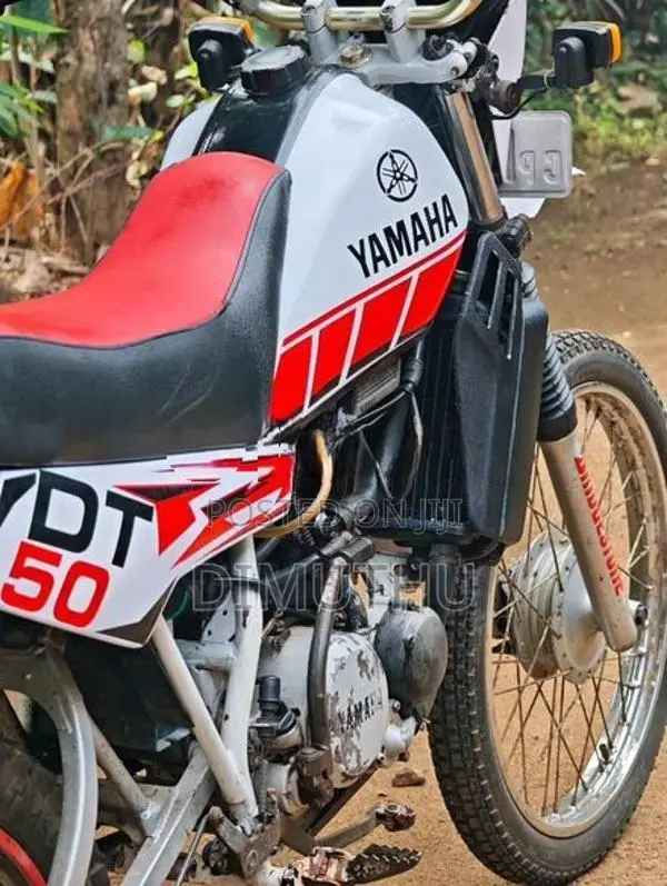 Yamaha DT 1999